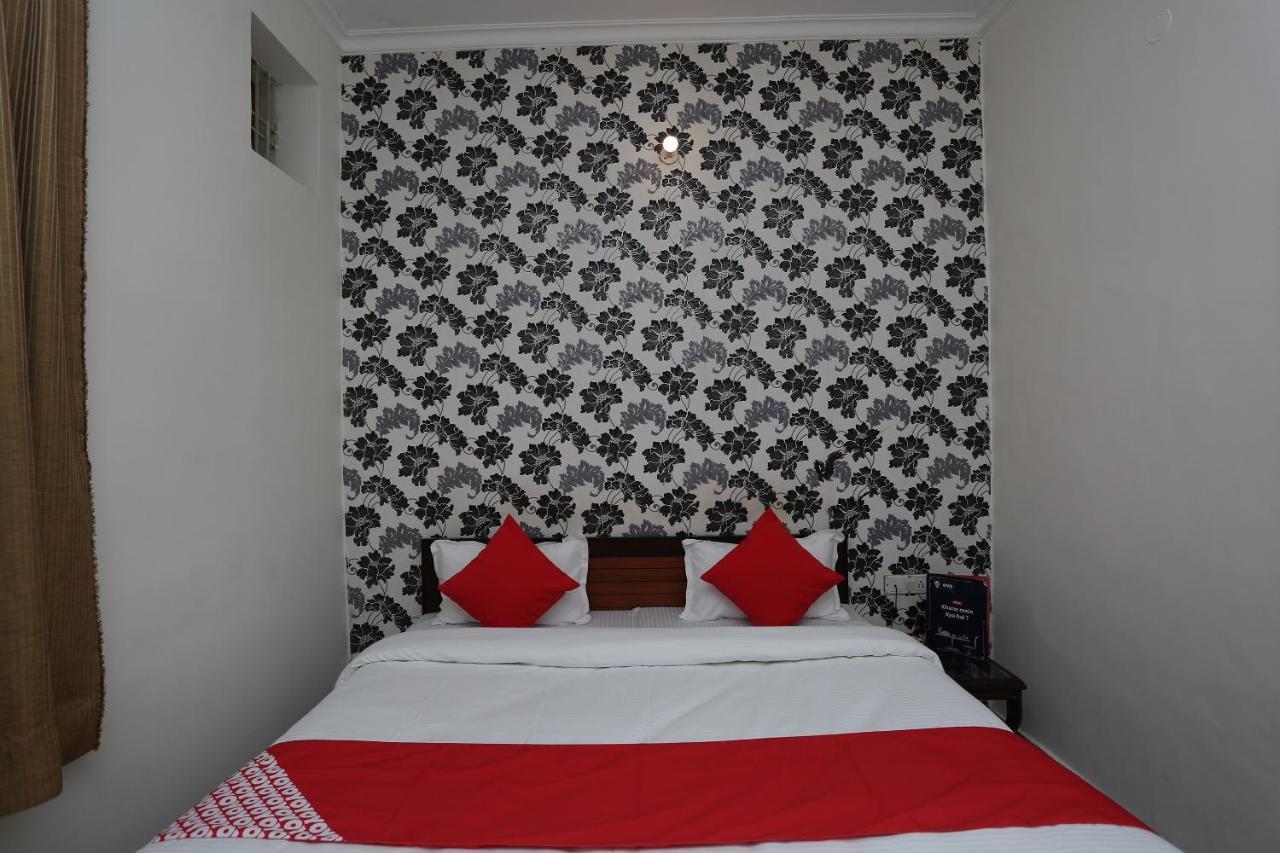 Oyo Flagship 15481 Hotel Star Karnāl Eksteriør bilde